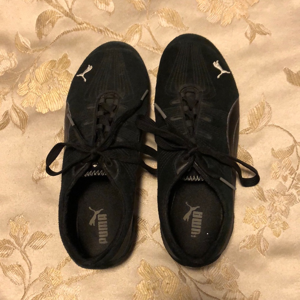 Puma sneakers